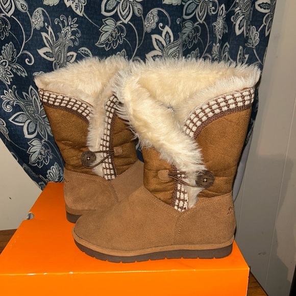 Sporta iris tan fur lined boot 7.5 - Picture 1 of 10